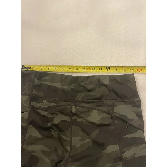 Athleta Camo Contender Leggings – Women’s Size 10 (Large) – Green Camouflage - Picture 6 of 8